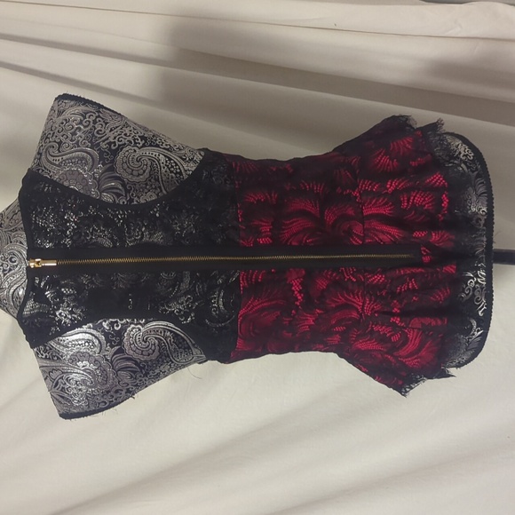 NWT Bebe Black and Red Lace Peplum Top - Picture 3 of 7